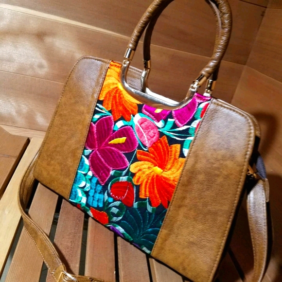 Handbag - Picture 1 of 4